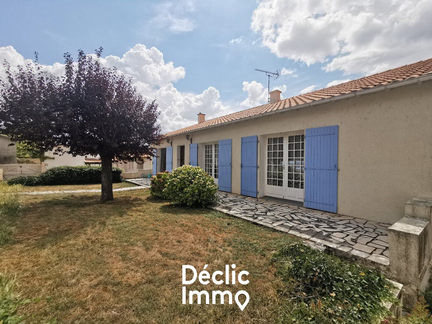 Villa / Maison  T5 à vendre Périgné 79170