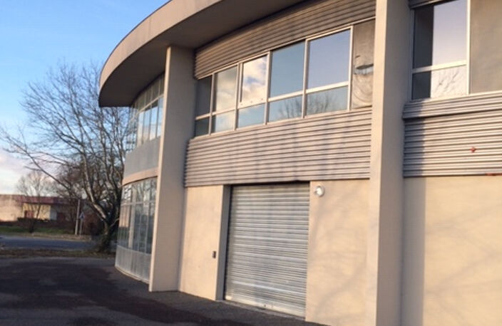 A vendre Murs commerciaux N°7-16 loué 45 m2 à Bruges — photo 4