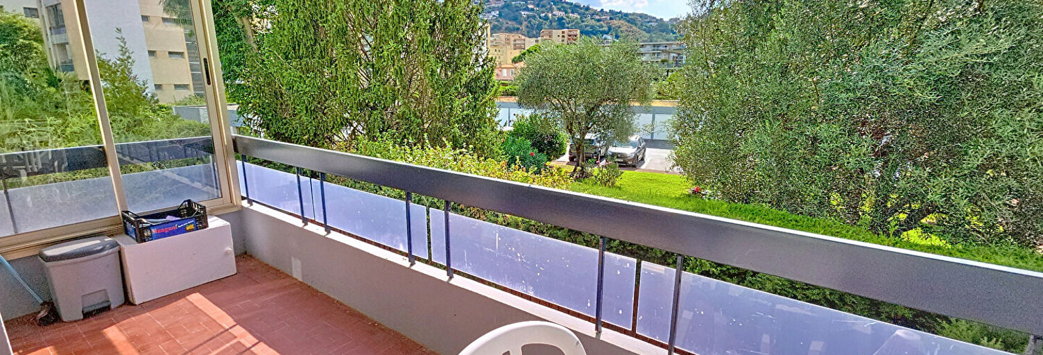 Appartement 1 Pièce 35 m² à vendre à Mandelieu-la-Napoule (06210)