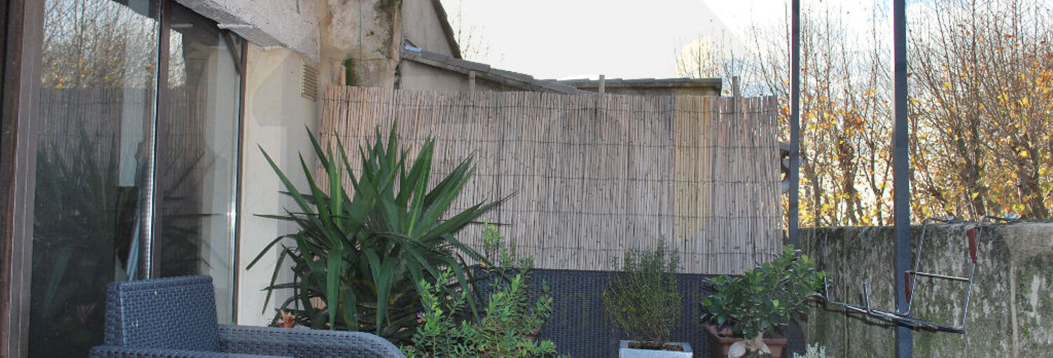 Immeuble  100 m² à vendre à Arles (13200)
