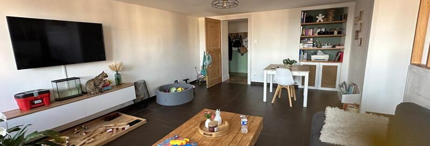 Appartement 3 Pièces 94 m² à vendre à Saint-Étienne-de-Saint-Geoirs (38590)