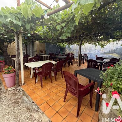 Maison 15 pièces 250000 €