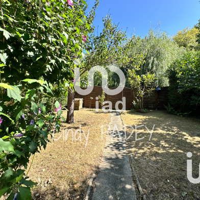 Maison 4 pièces 2100 €