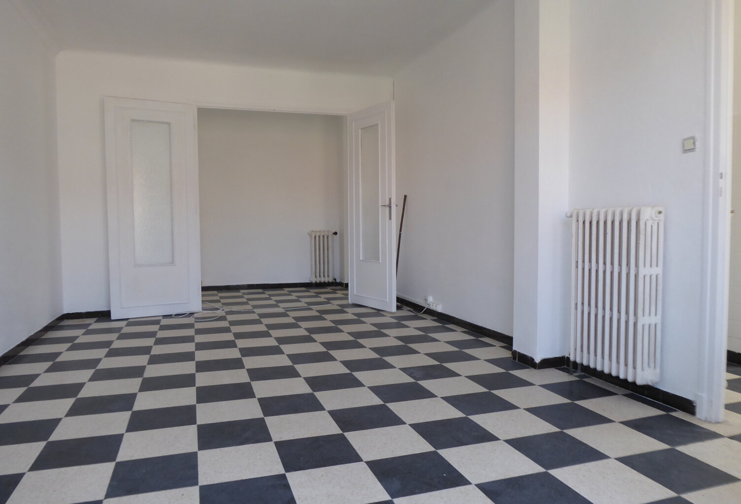 Perpignan : appartement premier étage T3 + parking et cave — photo 1
