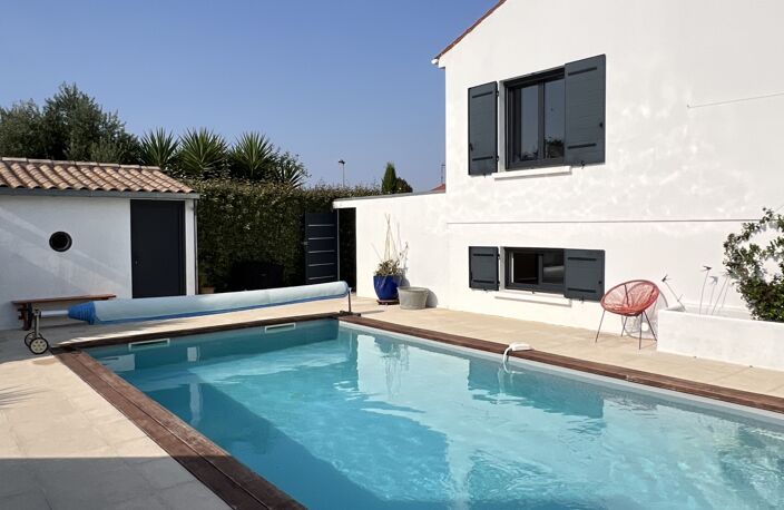 Vente Maison/villa 7 pièces — photo 2