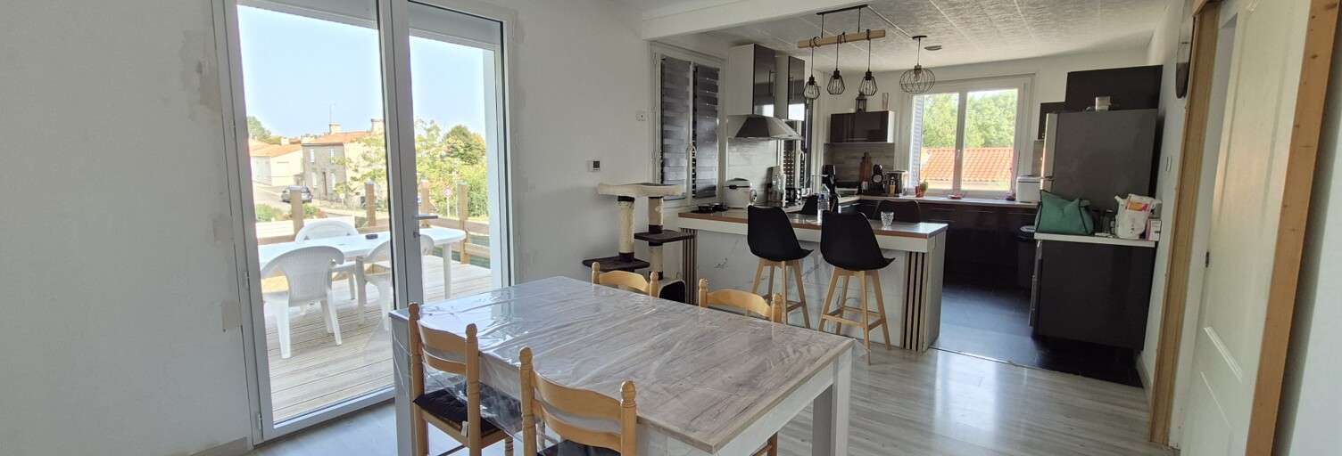 Maison 5 Pièces 82 m² à vendre à Bellevigny (85170)