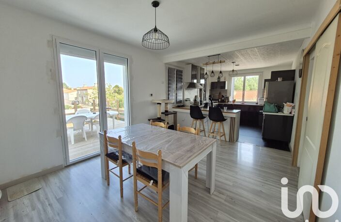 Vente Maison traditionnelle 5 pièces — photo 2