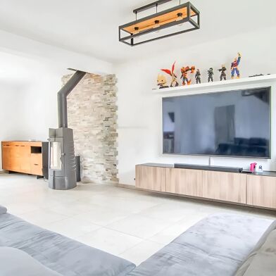 Maison 7 pièces 325000 €