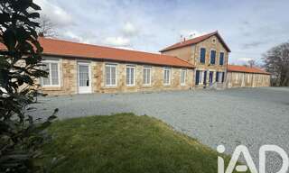 Maison 8 Pièces 279 m² à vendre à Reffannes (79420)