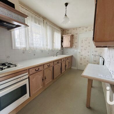 Appartement 4 pièces 148000 €