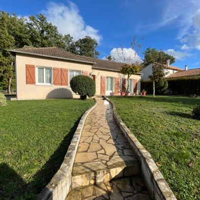 Maison 4 pièces 819 €