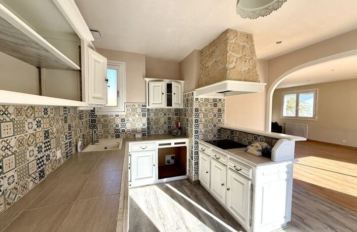 Vente maison 8 pièces 110 m² Ussac (19270) — photo 4