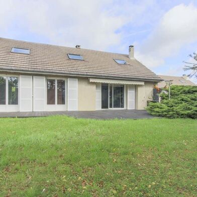 Maison 9 pièces 399000 €