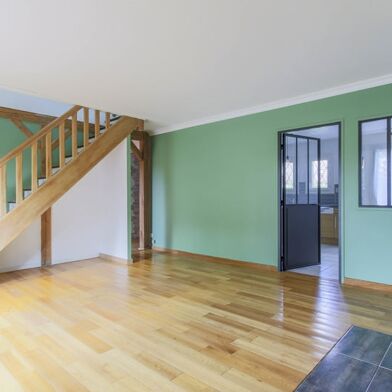 Maison 9 pièces 383000 €