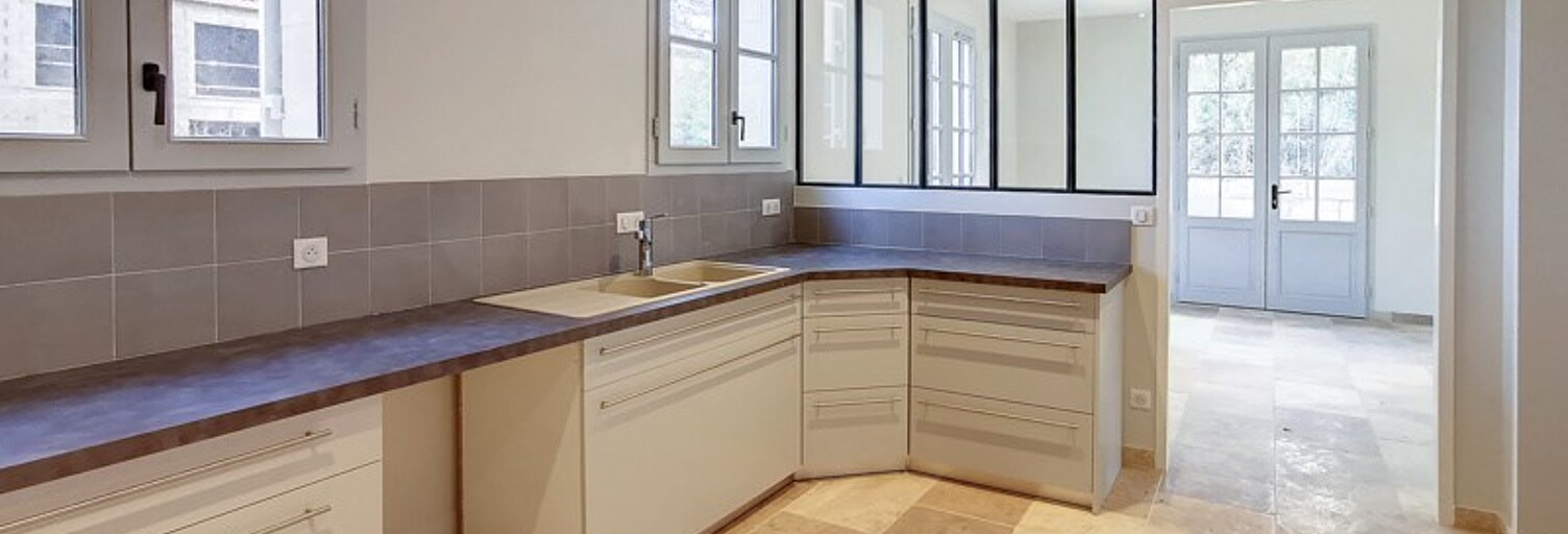 Maison 8 Pièces 280 m² à vendre à Saint-Sulpice-de-Faleyrens (33330)