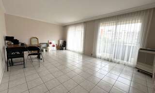 Appartement 5 Pièces 99 m² à vendre à Bron (69500)