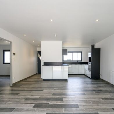 Maison 5 pièces 359040 €