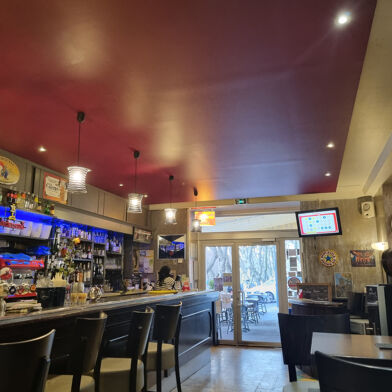 Commerce  285000 €