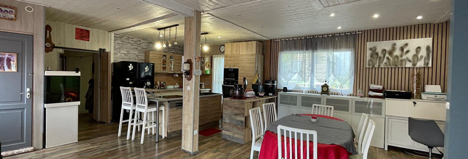 Maison 5 Pièces 115 m² à vendre à Saint-Christo-en-Jarez (42320)