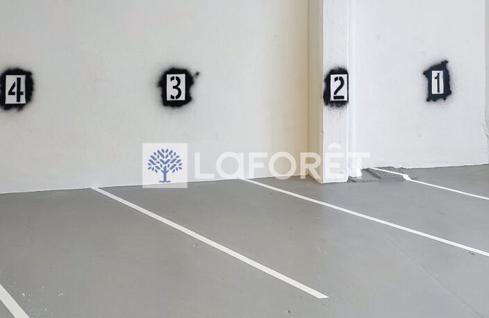 PERPIGNAN - Saint Martin - Garage moto — photo 3