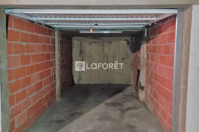 Garage  90 €