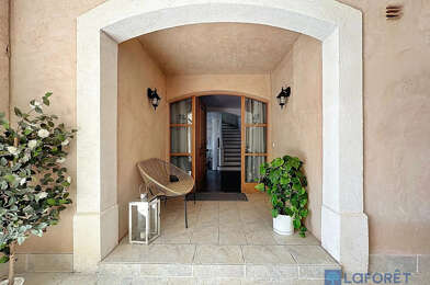 Maison 8 pièces 2350000 €