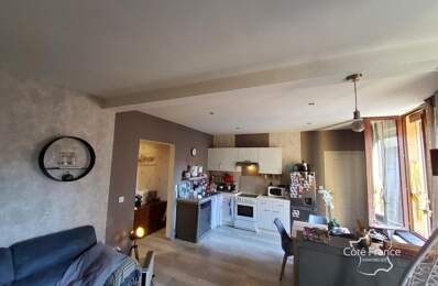 Revin 08. Immeuble de rapport — photo du bien