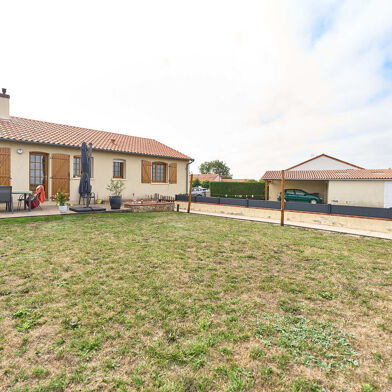 Maison 4 pièces 235000 €