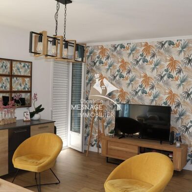 Appartement 4 pièces 271700 €