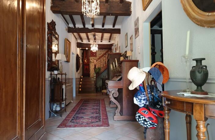 AUTHENTIQUE MAISON DE CHARME AVEC DEPENDANCES — photo 4