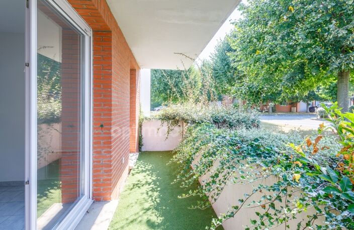 Proximité de Honfleur - Appartement de plain pied T3 avec terrasse - 65.25 m2 - 2 places de parking - Résidence avec Piscine, tennis et pétanque — photo 5