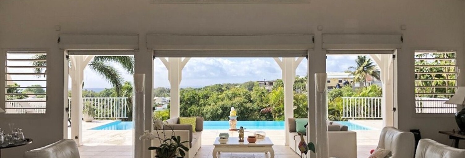 Maison 7 Pièces 221 m² à vendre à Sainte-Anne (97180)