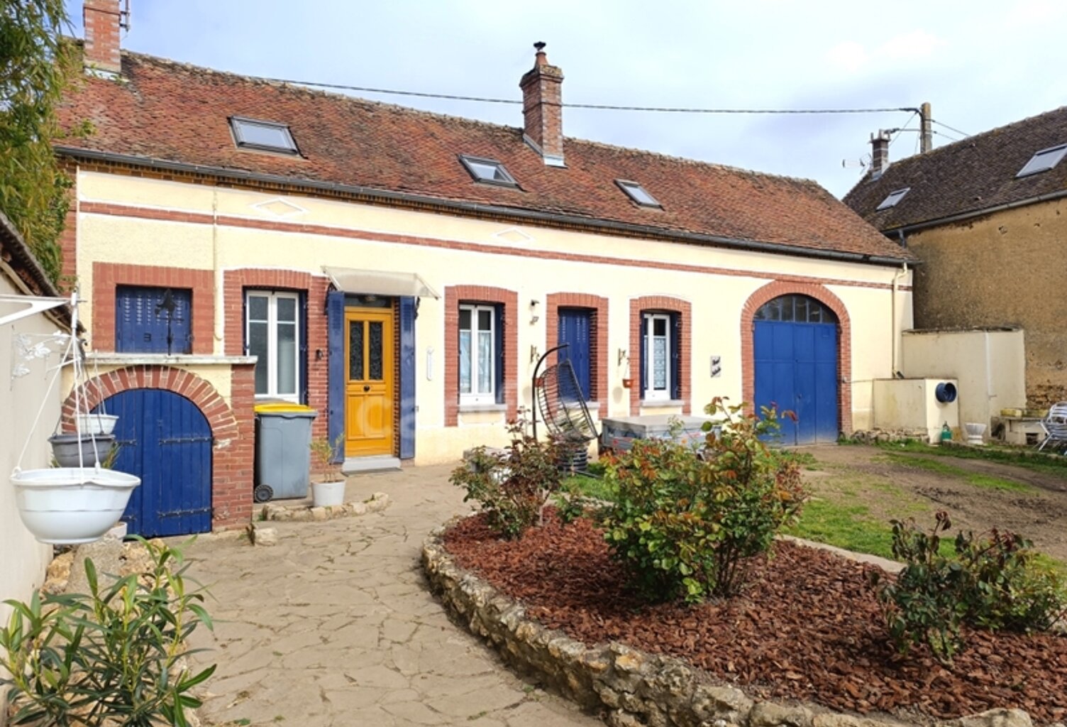 🏡 Charmante fermette de village avec studio indépendant 🌾 — photo 1