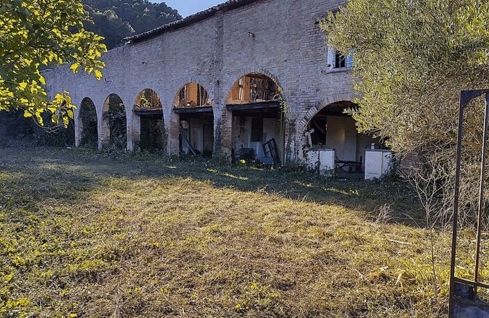 Propriete à vendre 0 pièces VAISON LA ROMAINE (84) — photo 2