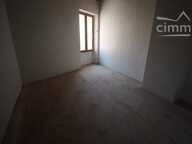 A vendre une maison à rénover avec extérieur — photo 4