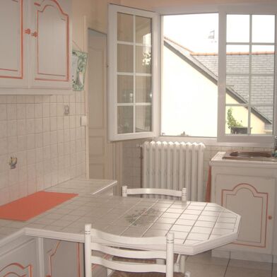 Appartement 1 pièces 300 €