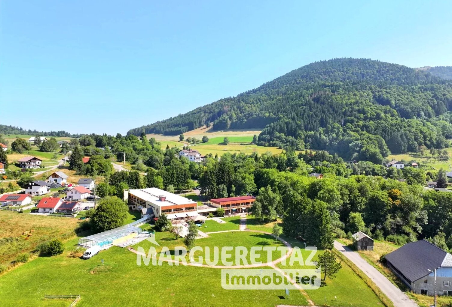 PROCHE GENÈVE - AU COEUR DES ALPES DU LÉMAN - OPPORTUNITÉ D'INVE — photo 1