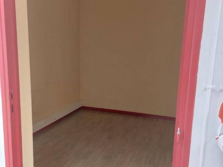 ST JUST EN CHAUSSEE — photo 1