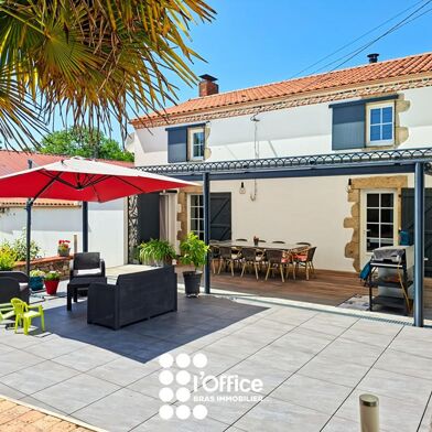 Maison 11 pièces 459800 €