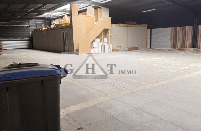 Local commercial 1 178 m² à louer – Zone commerciale Nanteuil-lès-Meau — photo 2