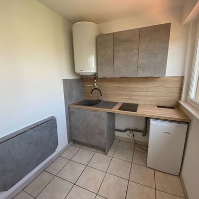 Appartement 1 pièces 520 €