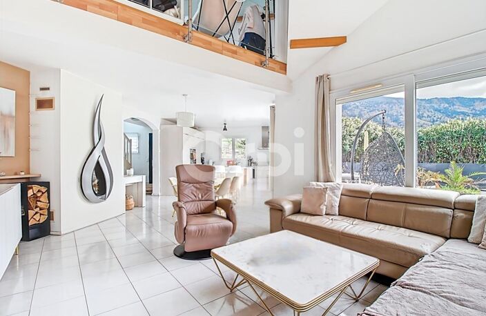 Maison familiale rénovée, au calme et sans vis-à-vis — photo 3