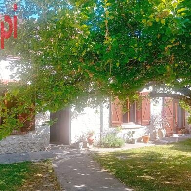 Maison 6 pièces 257250 €