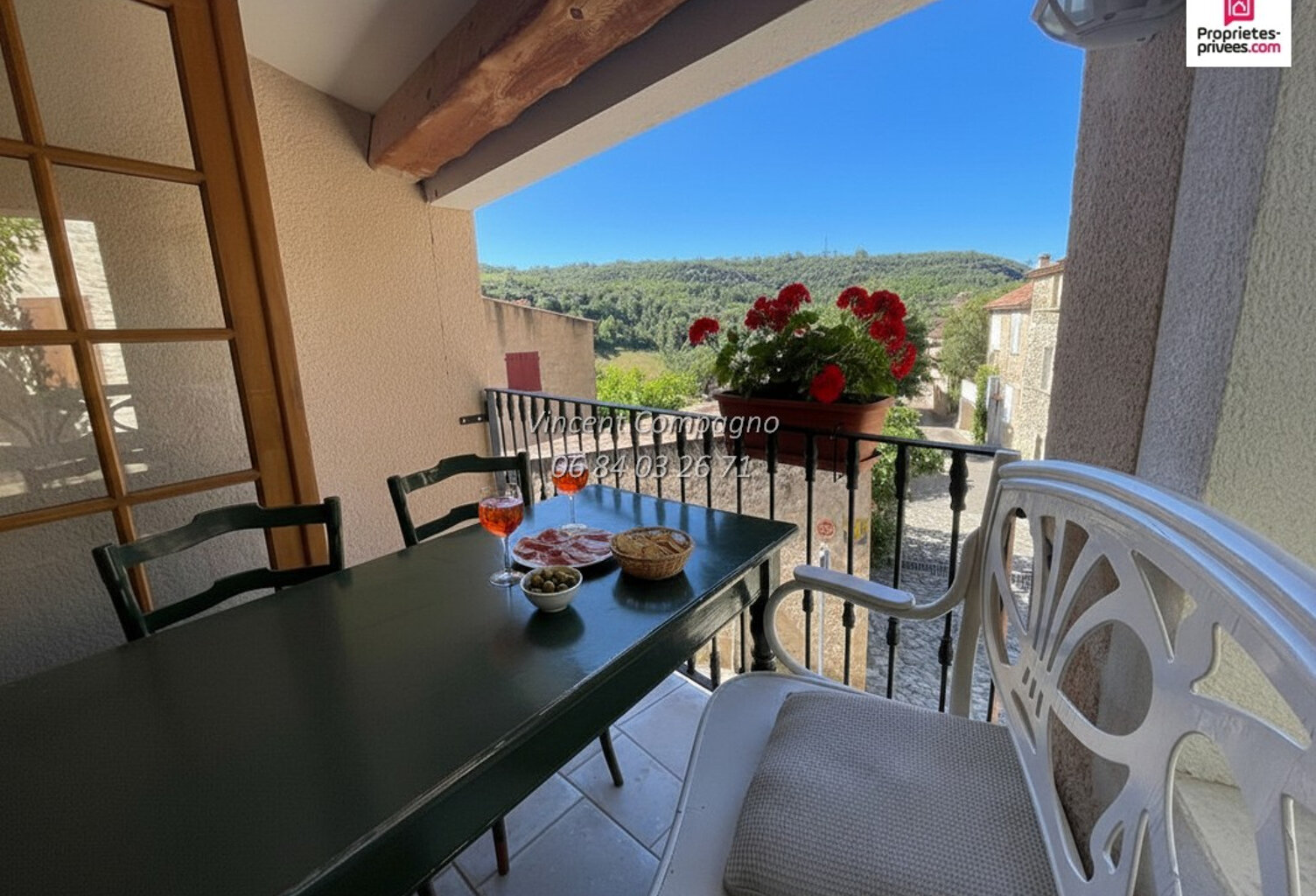 Maison de village à Esparron de Verdon — photo 1