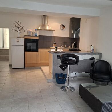 Appartement 3 pièces 140000 €