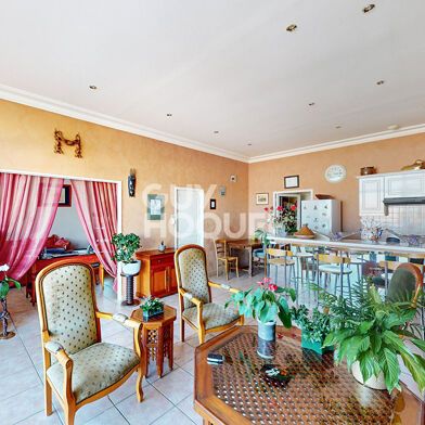 Appartement 3 pièces 232000 €