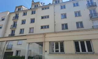 Garage   m² à louer à Tours (37000)