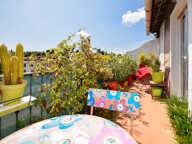 T2 loué avec terrasse en dernier étage République 13400 AUBAGNE — photo 4