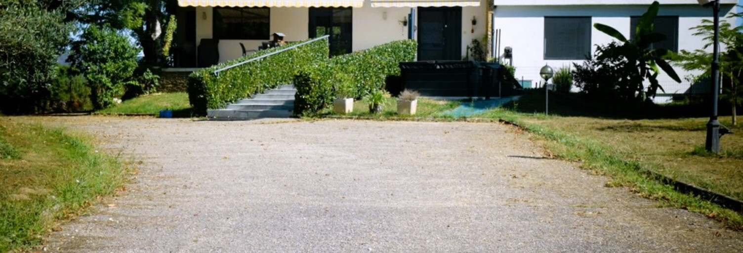 Maison 7 Pièces 180 m² à vendre à Neuville-sur-Ain (01160)