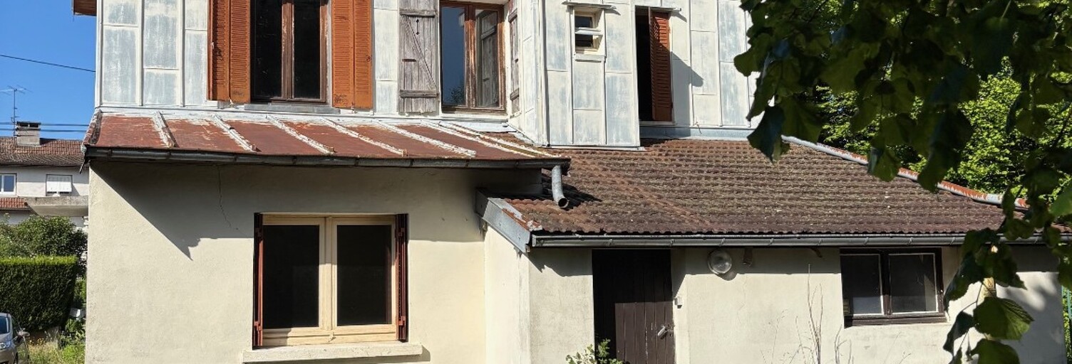 Maison 10 Pièces 144 m² à vendre à Champagnole (39300)